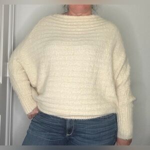Grade & Gather Cream Oversized Sweater Size L